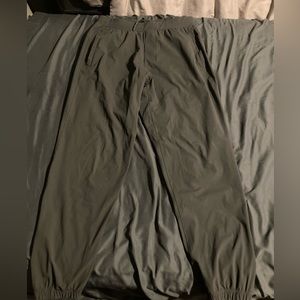 Lululemon Surge Joggers Shorter*